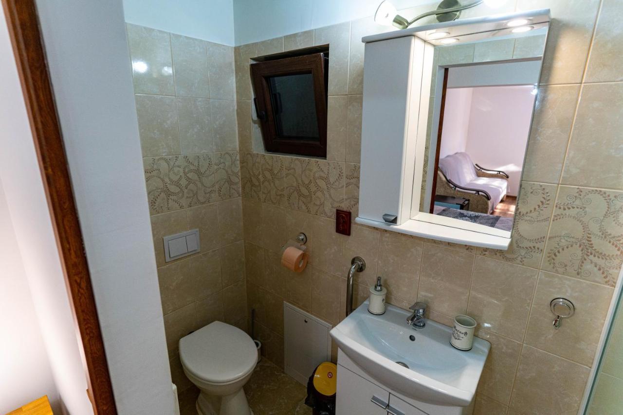 Appartamento La Bebe 2 Beds Hunedoara Esterno foto