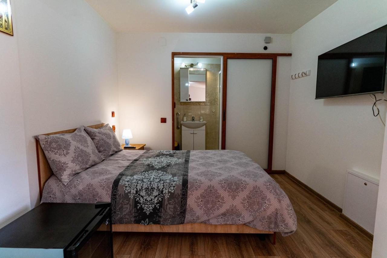 Appartamento La Bebe 2 Beds Hunedoara Esterno foto